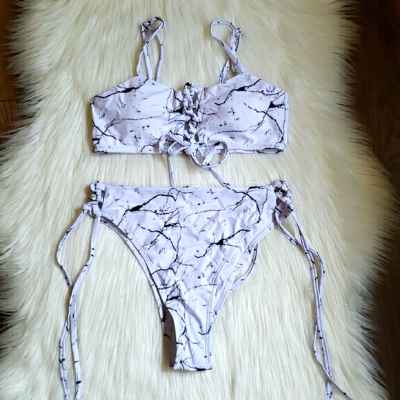 Marble Lace-up Bandeau Top Highwaisted Bikini Set - Picture 6 of 10